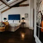 Bellinter House & 4* Ναβάν