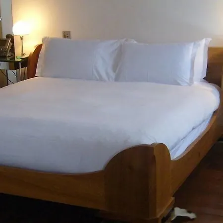 Bellinter House & 4* Ναβάν